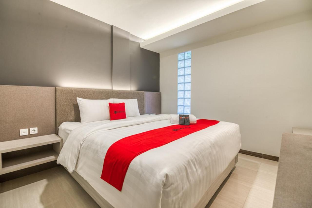 Reddoorz Plus Near Akademi Kepolisian Semarang 3 Экстерьер фото